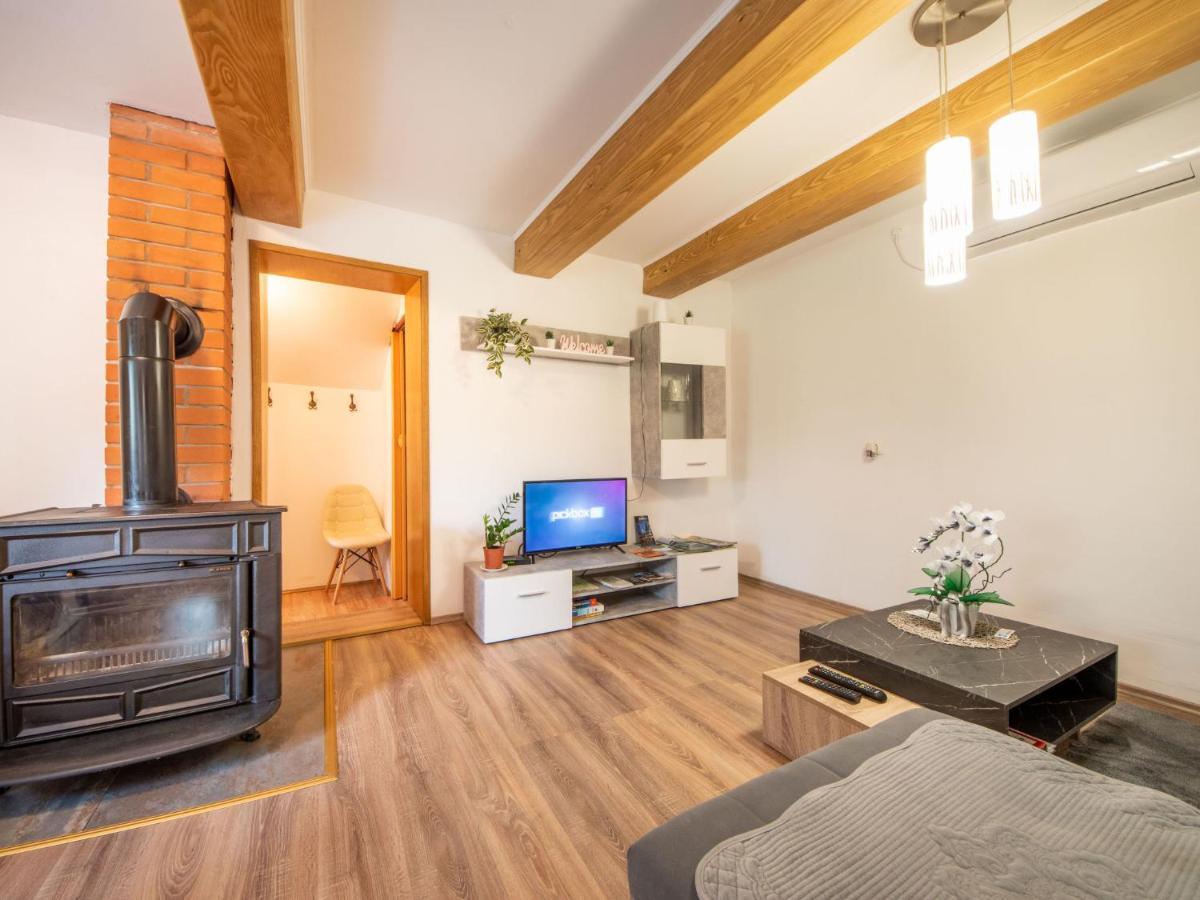 Holiday Home Tina By Interhome Tounj Extérieur photo